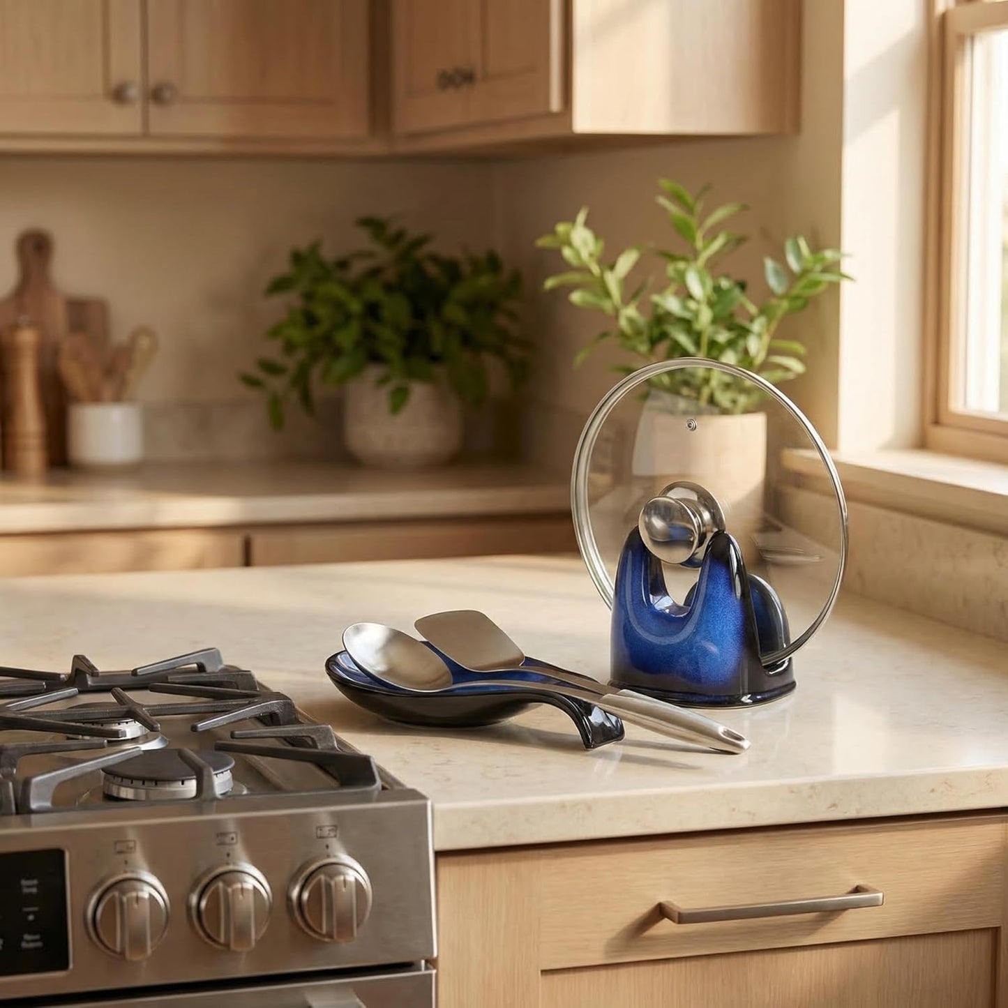 Ceramic Spoon Rest for Stove Top/Kitchen Counter, Blue & White | Keep counter clean & oil-free,Heat-resistant ceramic,Catch soup drips,easy to clean,Dishwasher safe,Decorative kitchen decor