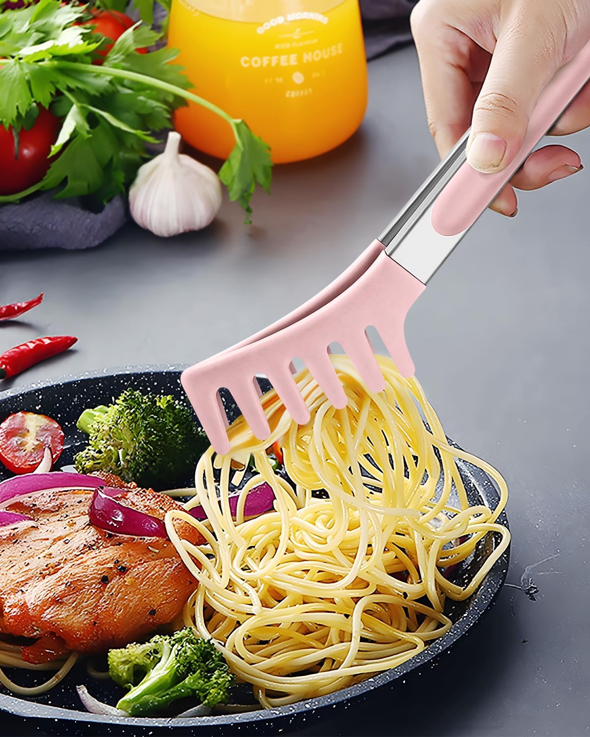 Spaghetti Spoon and Pasta Tong, Non-stick Silicone Spoon Server Fork with teeth and Stainless Steel Handle Spaghetti Tong, Food Clip for Spaghetti Noodle (BLACK)