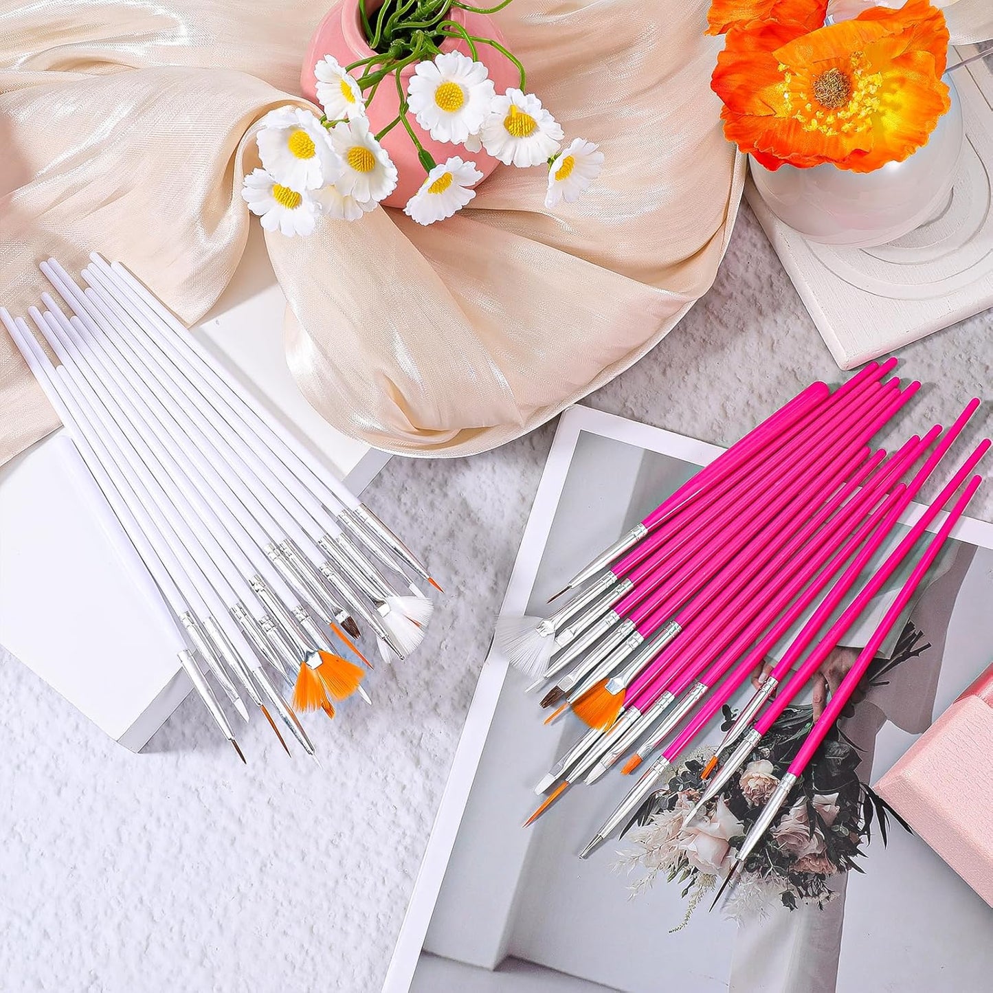 30 PCS Cake Decorating Brushes, Cookie Paint Brushes, Food Safe Paint Brush Set, Multi Function Fondant Cookie Icing Pastry Brush, DIY Painting Tool For Baking Craft, Pink and White