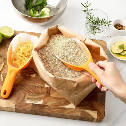 Spring Chef Magnetic Ice Scoop for Freezer - BPA-Free Flexi-Plastic Popcorn Scoop with Soft Grip Handle - Dishwasher Safe Ice Scooper - Kitchen Food Scooper for Flour, Grains, Candy, Pet Food - Black