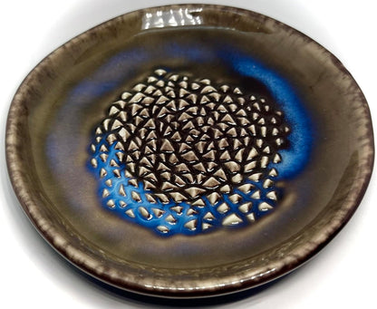 BonCera, All-in-one Premium Ceramic Garlic Grater Plate 4-Piece Set - Brown Milkyway Glazed Design - For Garlic, Ginger, Chocolate, and more! - Comes with 5.25" Plate, Peeler, Brush, and Stand