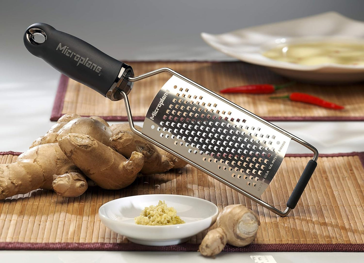 Microplane Gourmet Series Cheese Grater with Soft Touch Handle (Extra Coarse, Black)