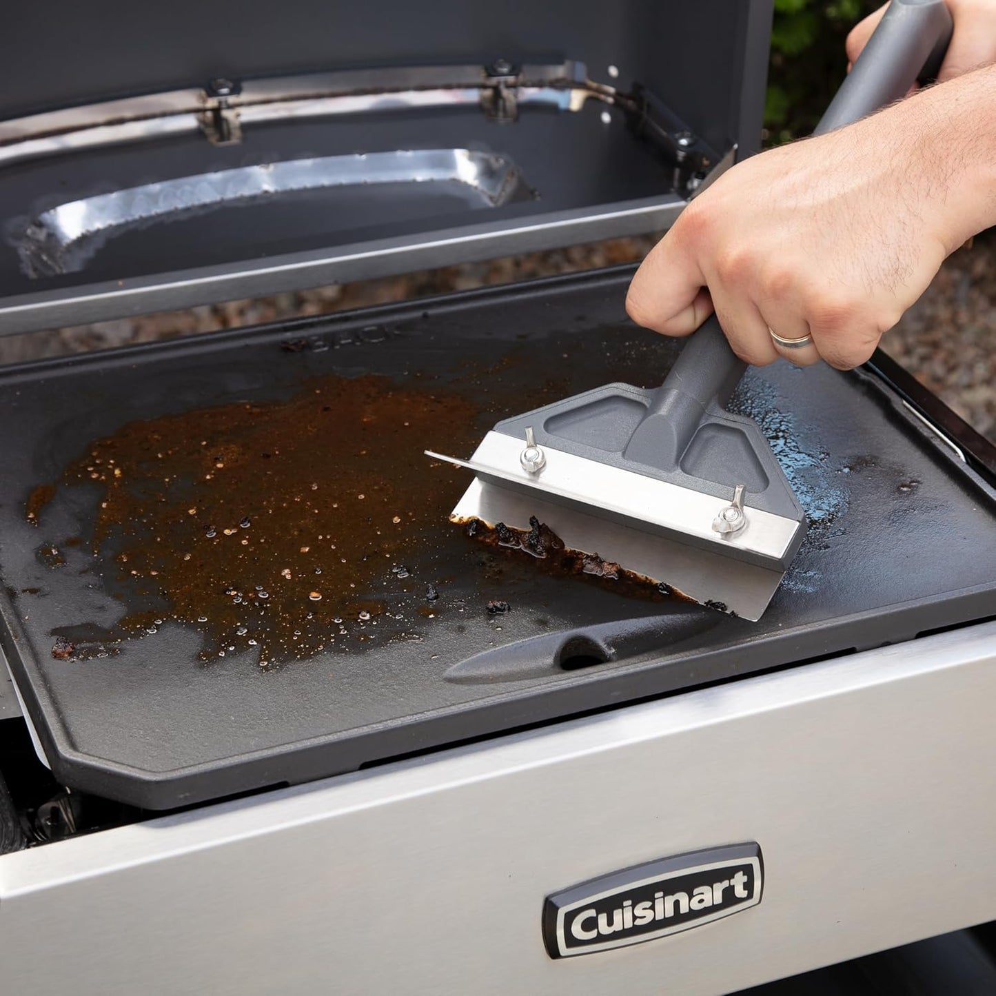 Cuisinart Heavy Duty Griddle Scraper, 6-inch Stainless Steel Blade with Splash Protection and Ergonomic Handle, Great Griddle Accessory Flat Top Grill Scraper BBQ Tool for Outdoor Cleaning