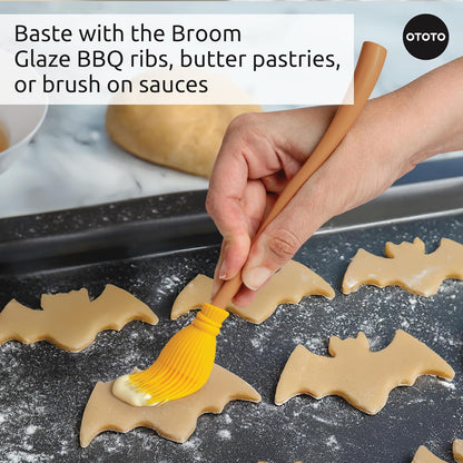 OTOTO Gnomeo Pastry Brush - Silicone Basting Brush for Cooking, Spread Oil Butter Sauce for BBQ Grill Baking, Gnomes Gifts for Women, Cute Funny Kitchen Gadgets
