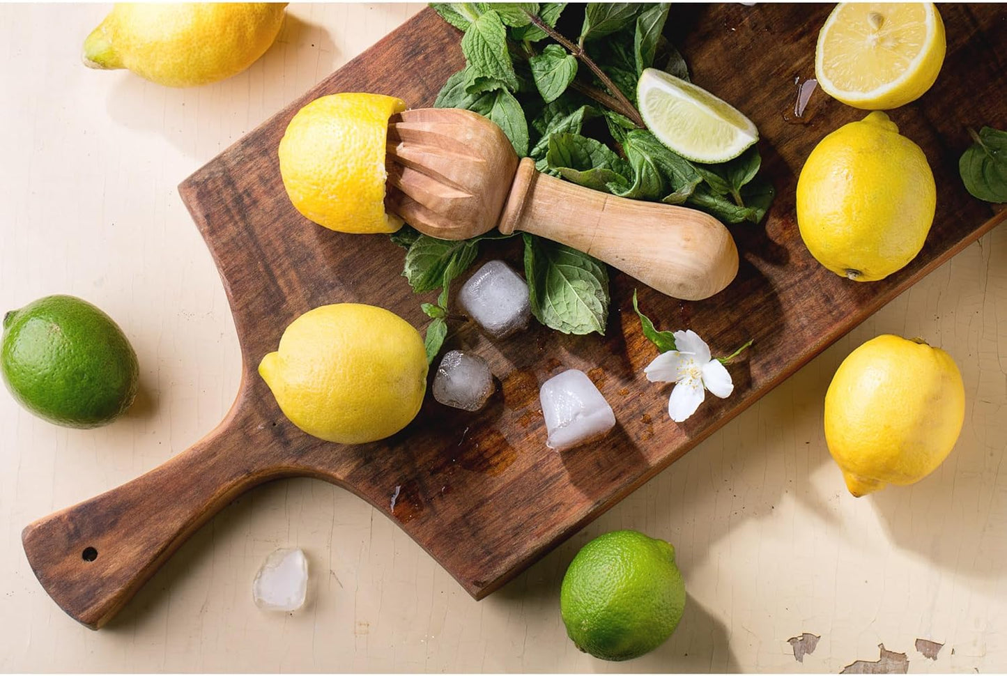 HIC Kitchen Lemon Squeezer, For Fresh-Squeezed Lemon Juice