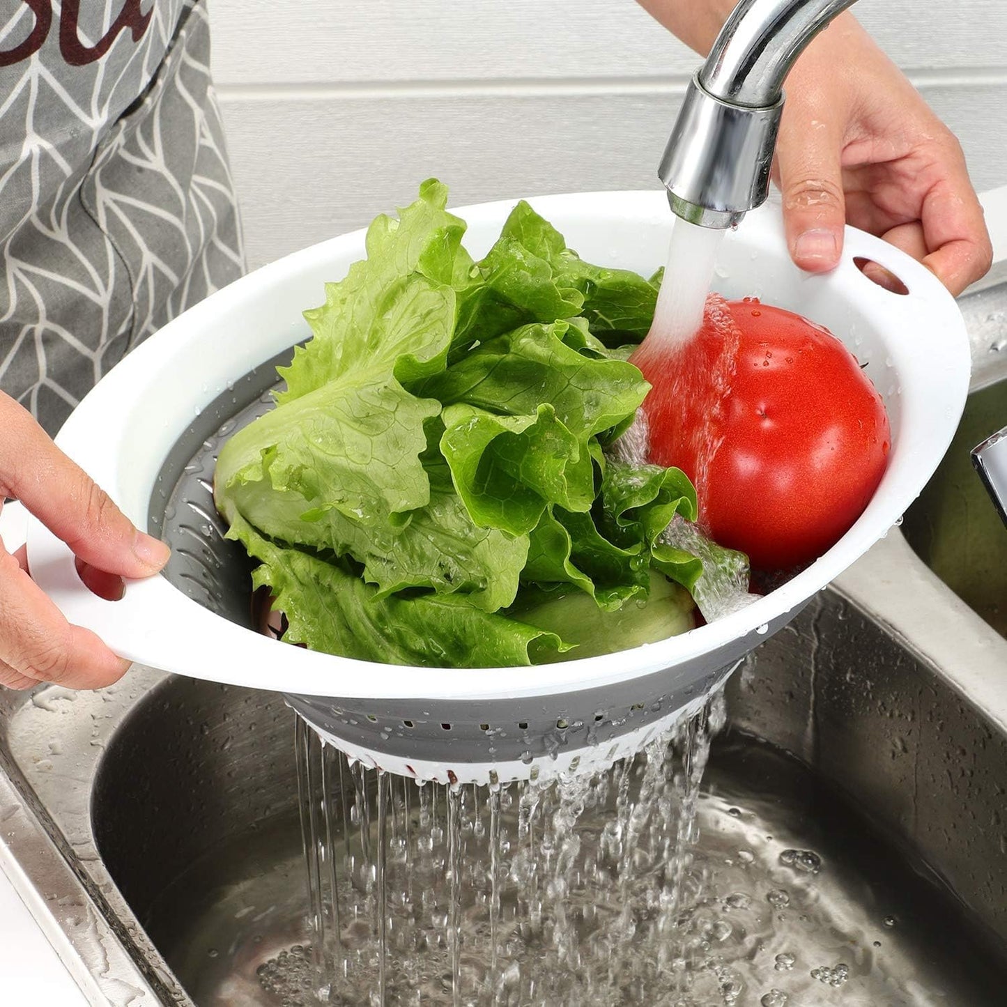 Collapsible Colander Set, Square Round Triangles Silicone Kitchen Strainer Perfect for Draining Pasta Vegetable fruit 2 PCS (10.8"L x 8.6"W x 2"H, Blue & Gray)