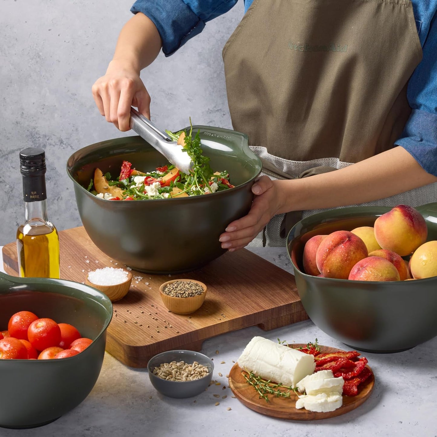 KitchenAid Universal Nesting Plastic Mixing Bowls, Set Of 3, 2.5 quart, 3.5 quart, 4.5 quart, Non Slip Base with Easy Pour Spout to Reduce Mess, Dishwasher Safe, Aqua Sky, White, Gray