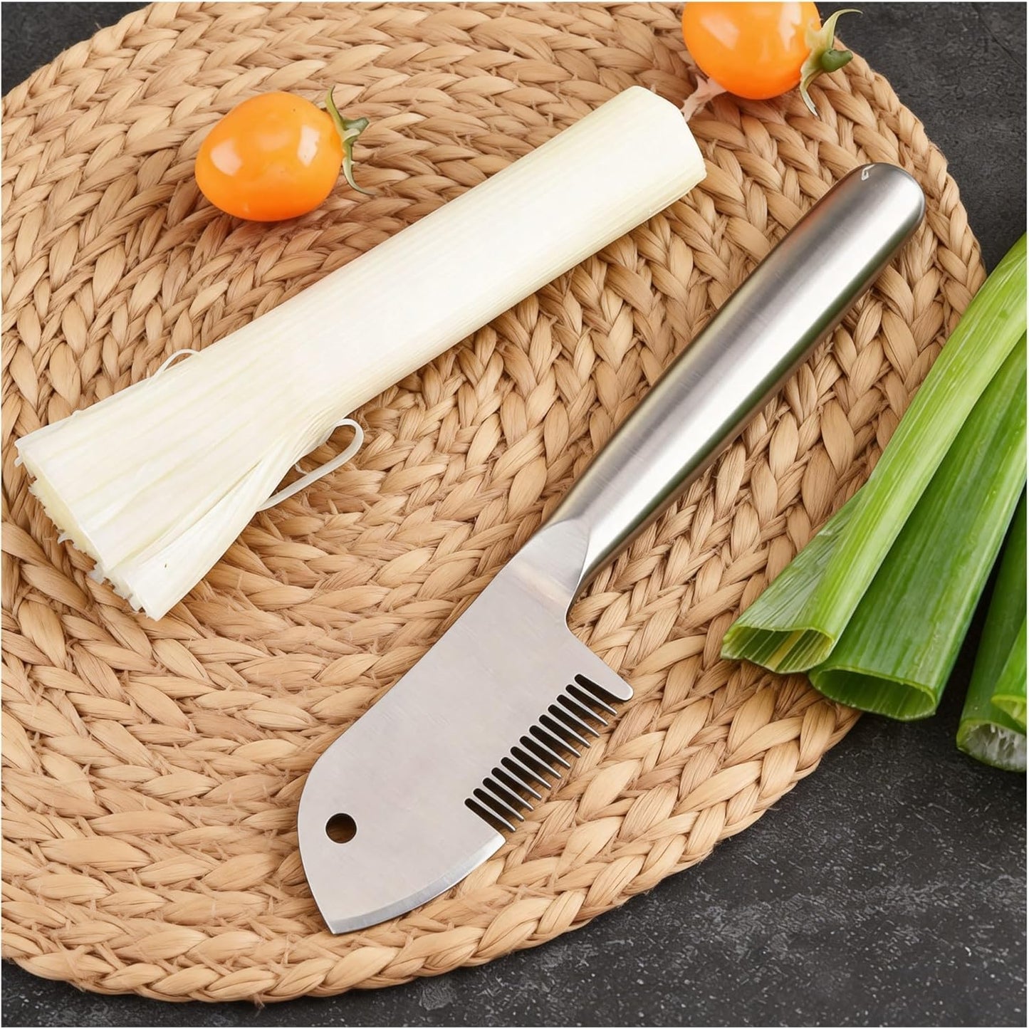 Stainless Steel Multi-purpose Julienne Peeler,Vegetable Julienne Slicer With Handle and Hanging Hole(2pcs)