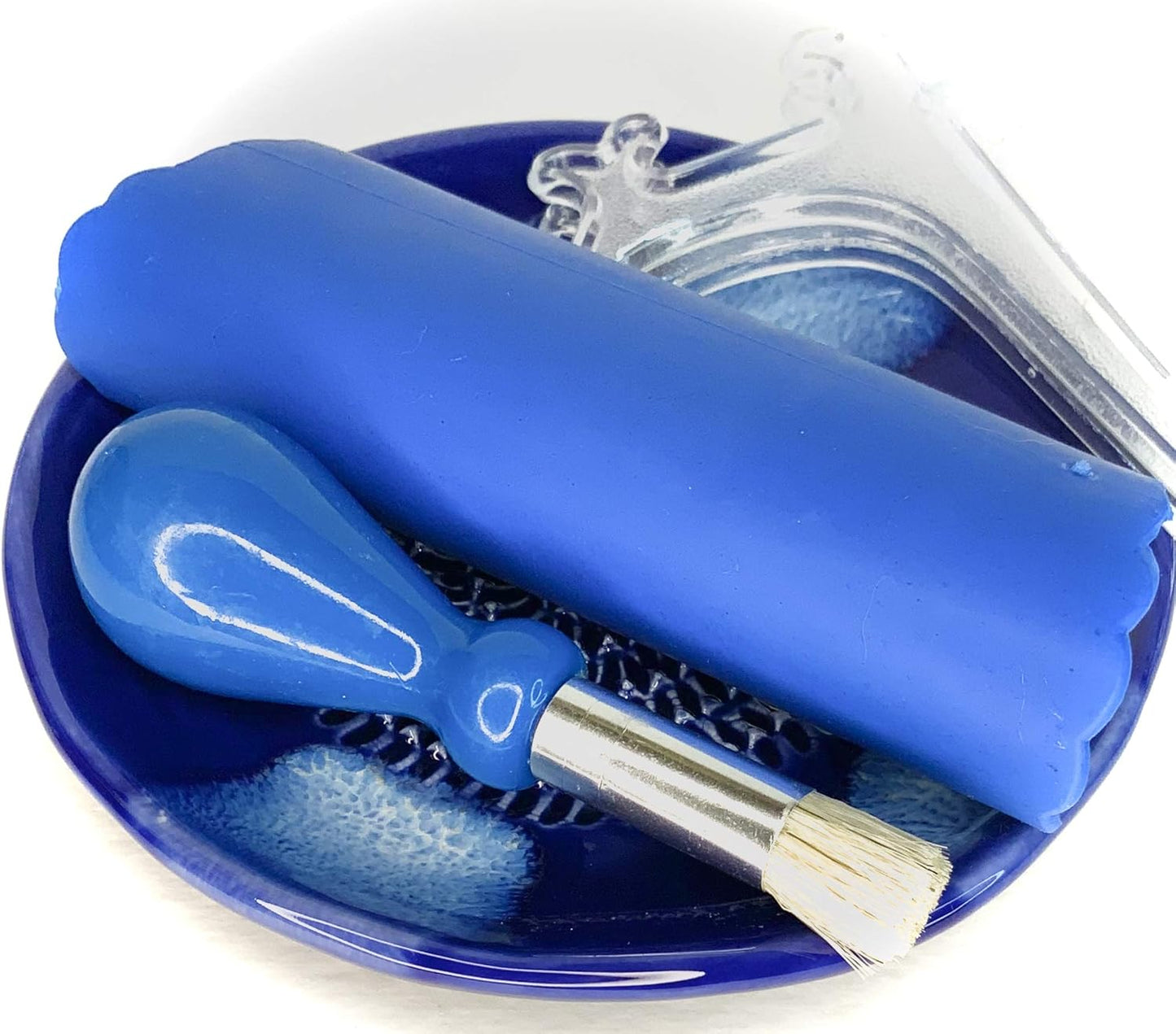 BonCera, All-in-one Premium Ceramic Garlic Grater Plate 4-Piece Set - Blue Cross Glazed Design and Style - For Garlic, Ginger, Chocolate, and more! - Comes with 5.25" Plate, Peeler, Brush, and Stand