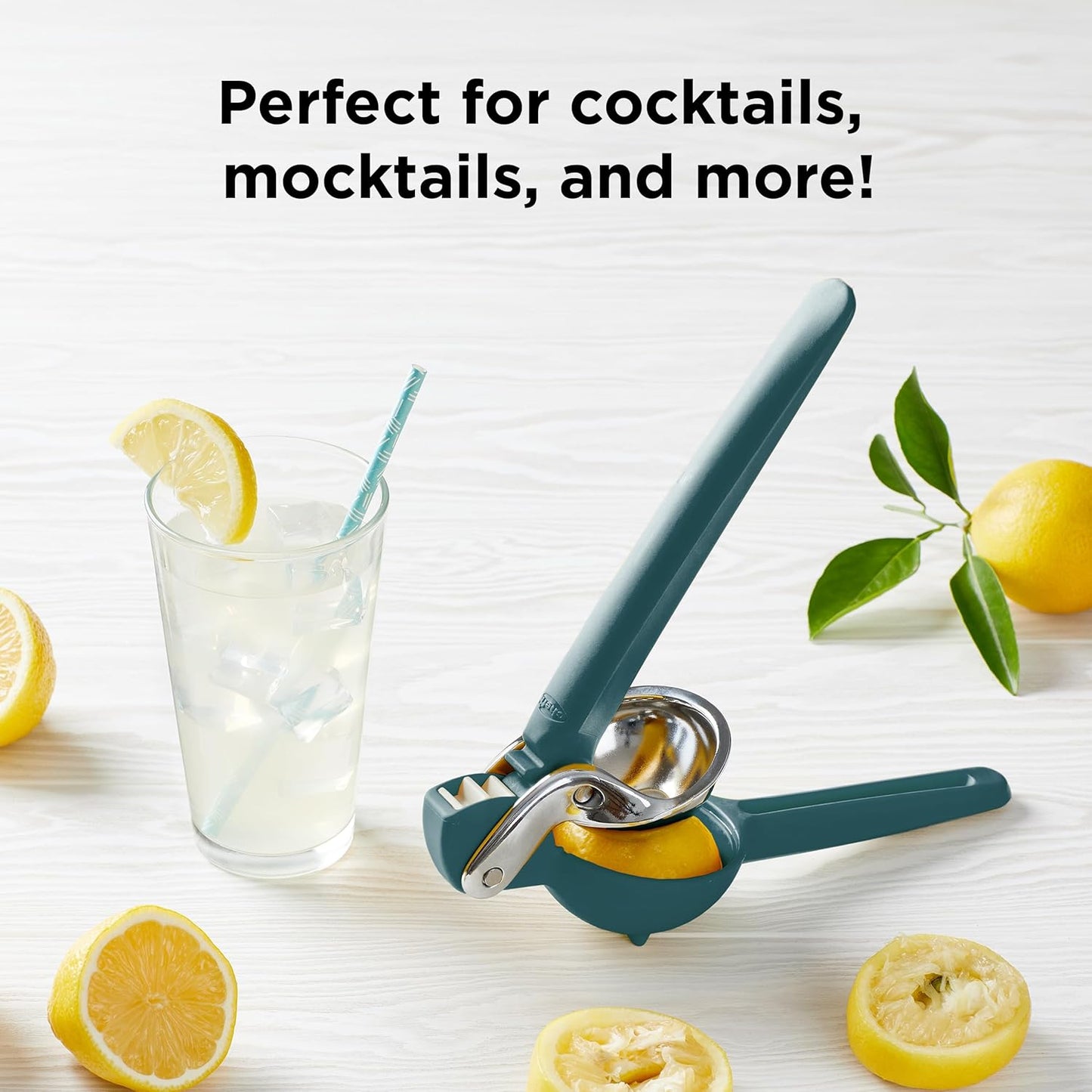 Chef'n FreshForce Lemon Squeezer Citrus Juicer, Manual Hand Press with Dual-Gear Power for Maximum Juice Extraction, Durable, Lime Green