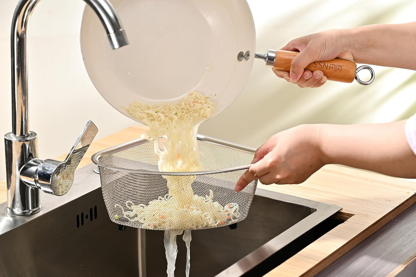 Fox Run Large Stainless Steel Colander, 5 Quart Pasta Strainer With Handles, 11” x 13.5” x 5”