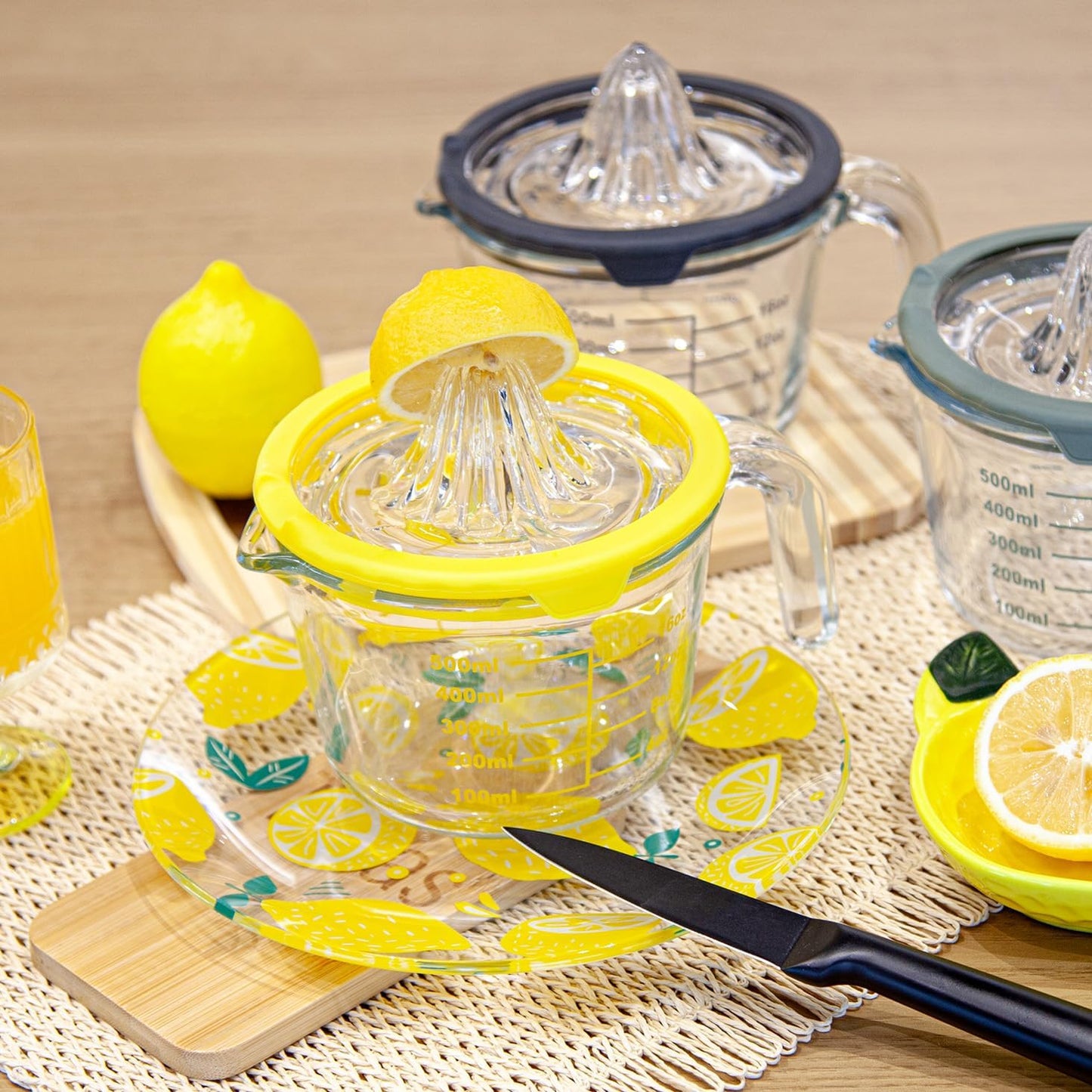 Cartman Glass Citrus Lemon Orange Juicer, Gray Manual Hand Squeezer, Glass Citrus Reamer, Lemon and Lime Manual Squeezer,Kitchen tool,Ounce Measuring Cup