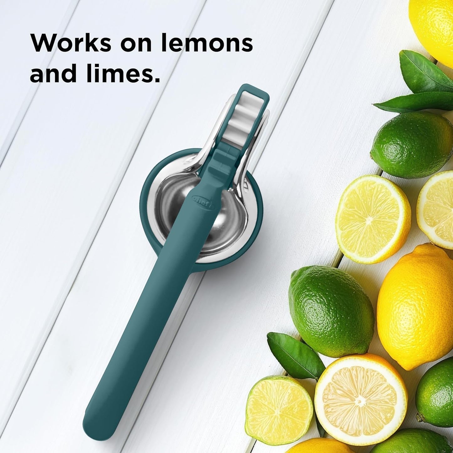 Chef'n FreshForce Lemon Squeezer Citrus Juicer, Manual Hand Press with Dual-Gear Power for Maximum Juice Extraction, Durable, Lime Green
