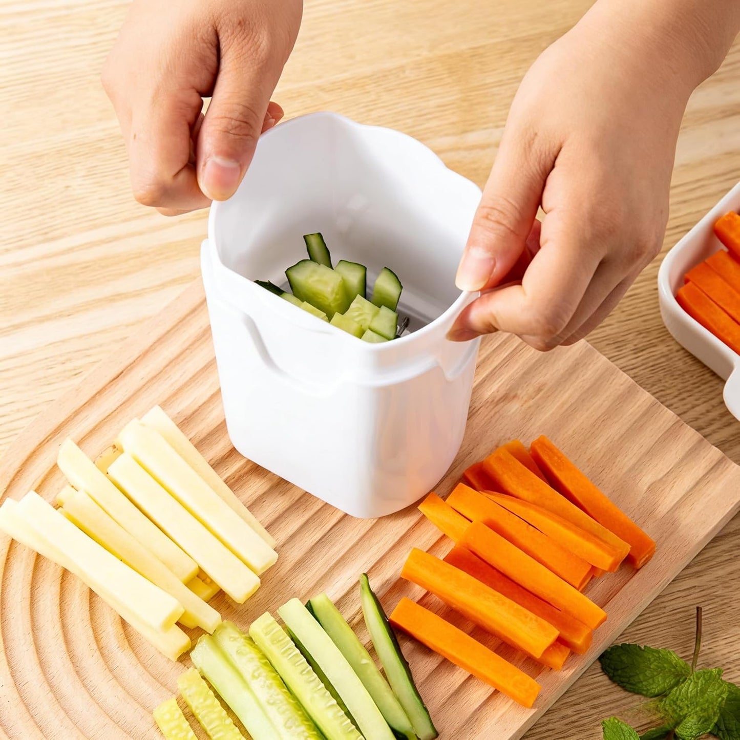 French Fry Cutter,Natural Cut Rapid Vegetable Dicer,Stainless Steel Potato Cutter French Fry Cutter Fries Potato Cutter Potato Tool for Kitchen