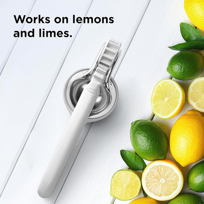 Chef'n FreshForce Lemon Squeezer Citrus Juicer, Manual Hand Press with Dual-Gear Power for Maximum Juice Extraction, Durable, Lime Green