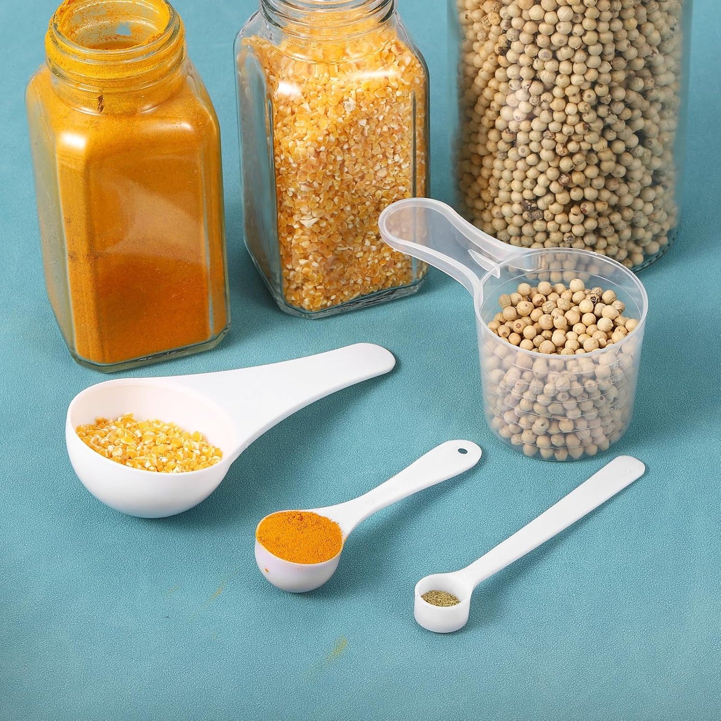 uxcell 10Pcs Teaspoon Micro Scoops 0.5g Mini Powder Scoops Mini Measuring Spoons for Measuring Cosmetics Powders Coffee, White