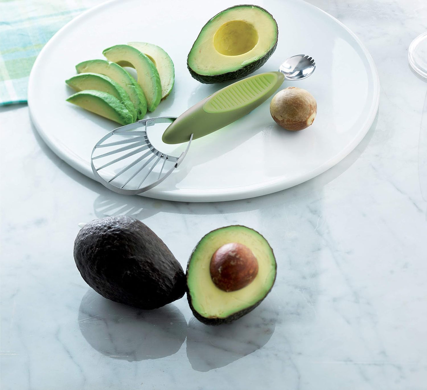 Trudeau 2-in-1 Avocado Slicer, Green