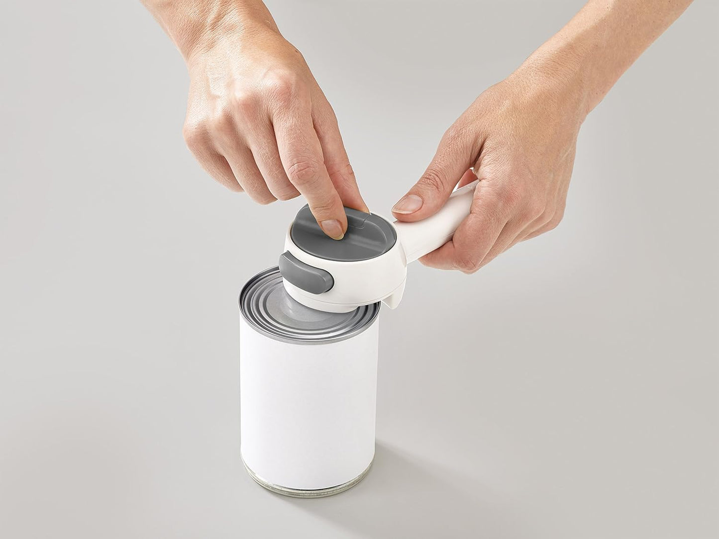 Joseph Joseph Can-Do Compact Can Opener Easy Twist Release Portable Space-Saving Manual Stainless Steel, Green