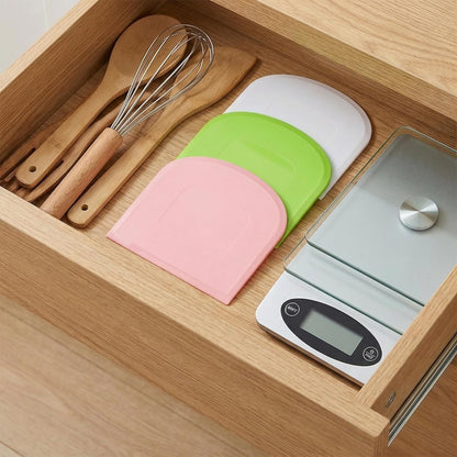 6 PCS Dough Scraper Set, Plastic Bench Scraper and Flexible Bowl Scraper, Baking Scraper Dough Cutter for Bread Dough, Pastry, Cake and Sourdough, White Pink Green