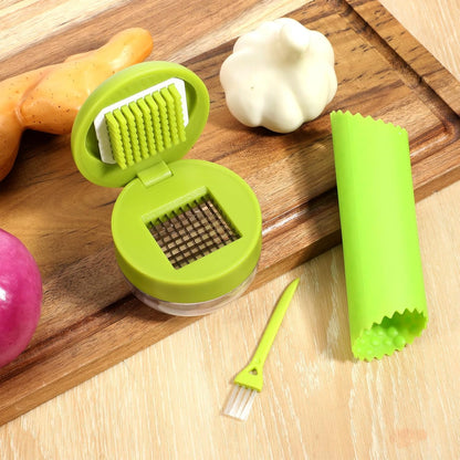 Ptwola Garlic Presses Garlics Chopper Stainless Steel Garlics Mincer Crusher Mini Can Garlic Press Dicer Storage Container with Silicone Peeler and Small Brush for Home Camping Kitchen Tool