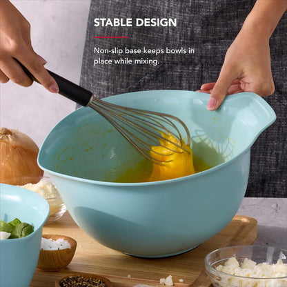 KitchenAid Universal Nesting Plastic Mixing Bowls, Set Of 3, 2.5 quart, 3.5 quart, 4.5 quart, Non Slip Base with Easy Pour Spout to Reduce Mess, Dishwasher Safe, Aqua Sky, White, Gray
