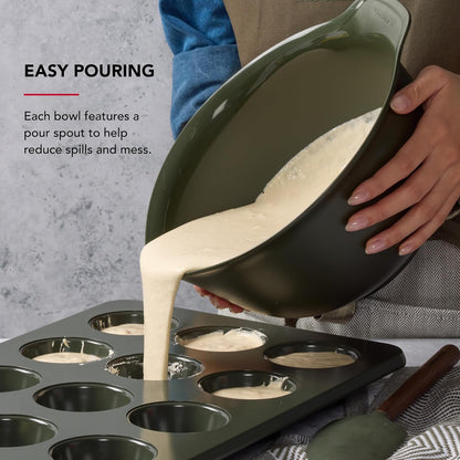 KitchenAid Universal Nesting Plastic Mixing Bowls, Set Of 3, 2.5 quart, 3.5 quart, 4.5 quart, Non Slip Base with Easy Pour Spout to Reduce Mess, Dishwasher Safe, Aqua Sky, White, Gray