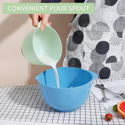 BoxedHome Green Ombre Nesting Plastic Mixing Bowl Set With Pour Spout, Microwave and Dishwasher Safe, BPA free Non-Slip Base, Set of 4 Size 1.7, 2.5, 3.5 and 4.5qt, Great for Prepping, Baking, Cooking
