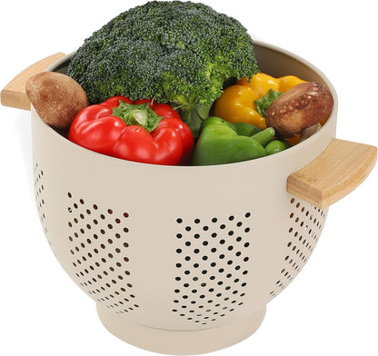 Metal Colander with Wood Handle and Stable Base, 5.5 Quart Powder Coated Steel Kitchen Strainer Basket for Draining Pasta, Vegetable and fruit,Cream