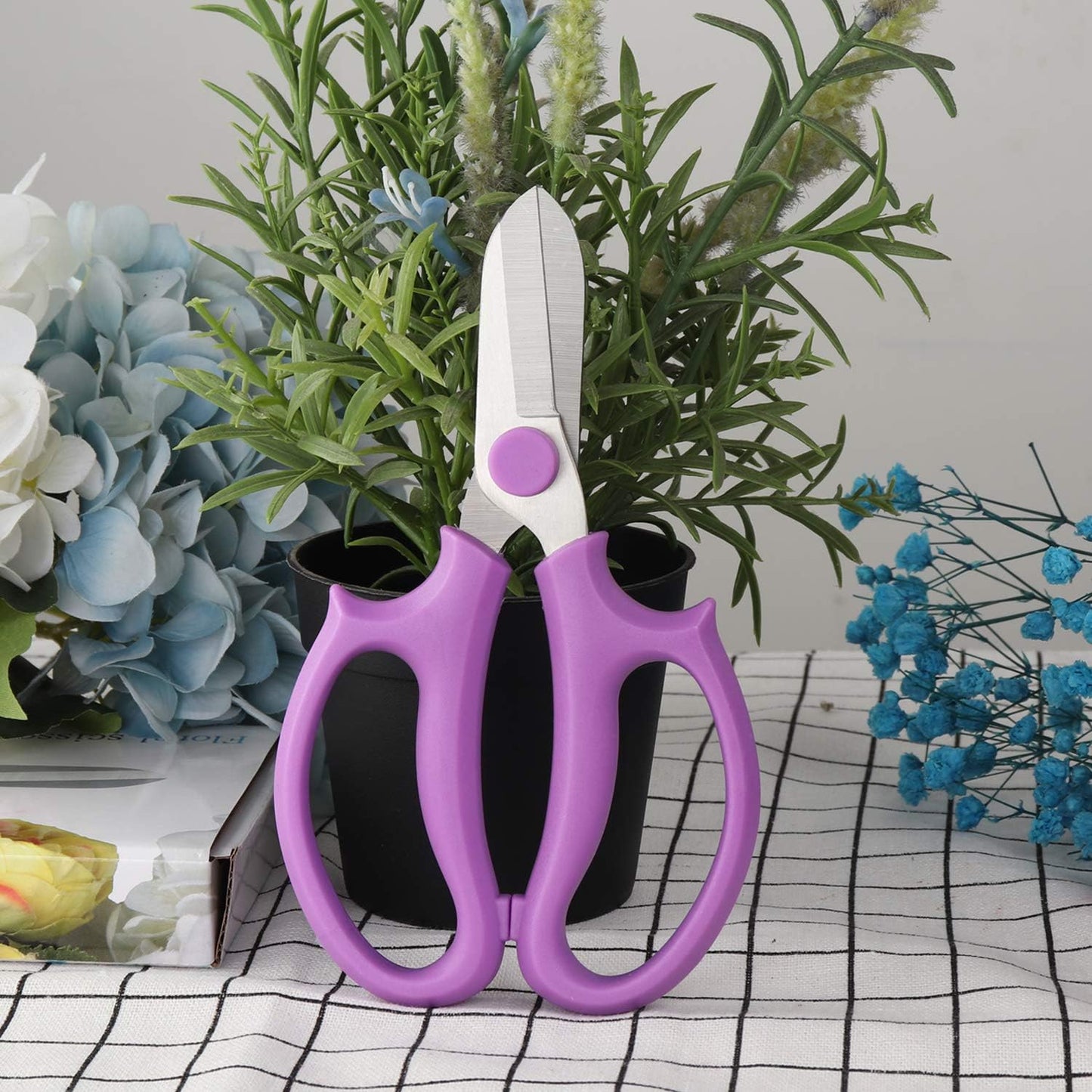 Garden Pruning Shears Scissors with Comfort Grip Handle, Premium Steel Professional Floral Scissors, Perfect for Arranging Flowers, Pruning, Trimming Plants, Gardening Tool (Pink)