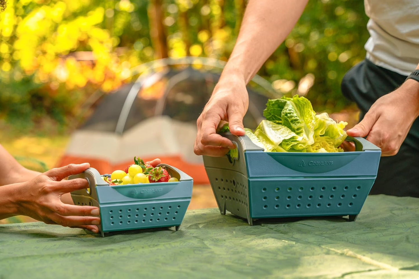 Coghlan's Snapfold Colander – 3-Quart (2.8L) Compact, Collapsible Strainer for Pasta, Vegetables, Fruit, Space-Saving, Self-Standing with Handles, for Camping and Outdoor Kitchens, Standard Size