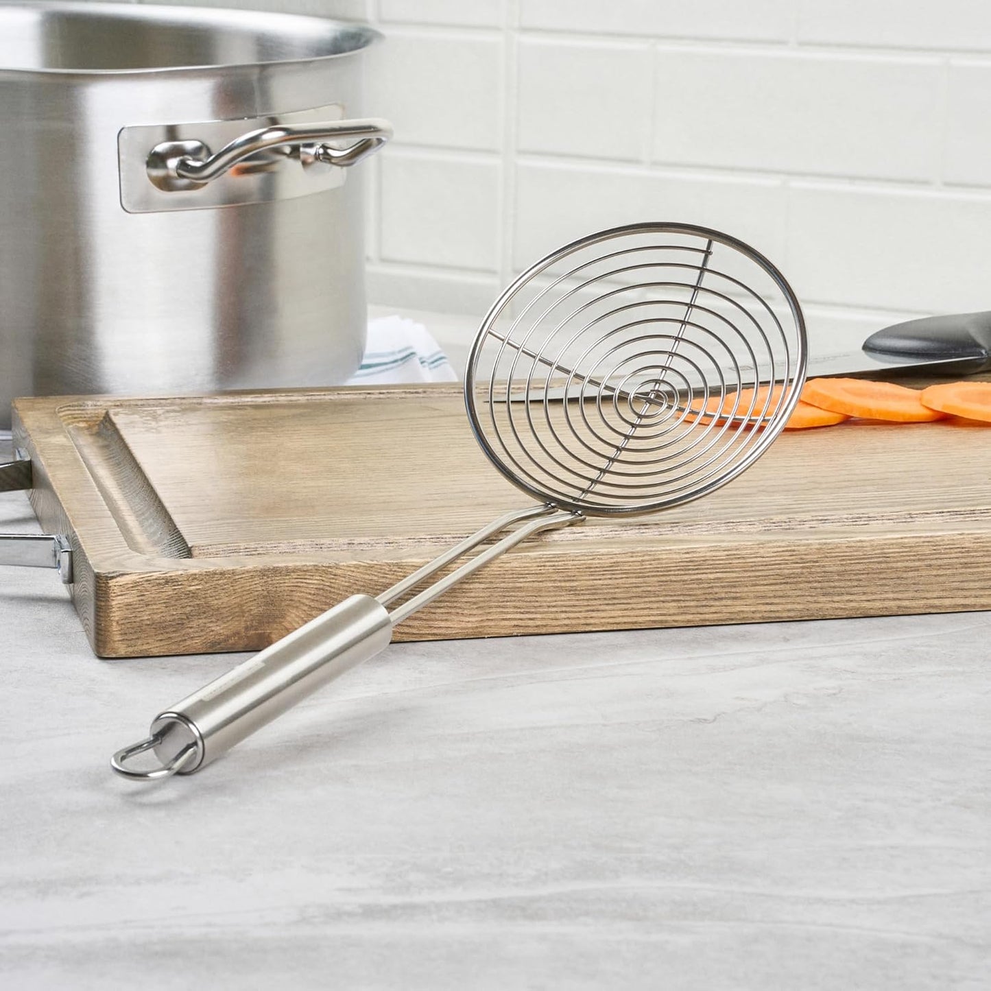 Restaurantware Stainless Steel Skimmer Spoon - German Standard Spoon Spider Strainer, Ergonomic Handle, Dishwasher Safe, Heat Resistant - Slotted Skimmer Colander for Cooking, Frying