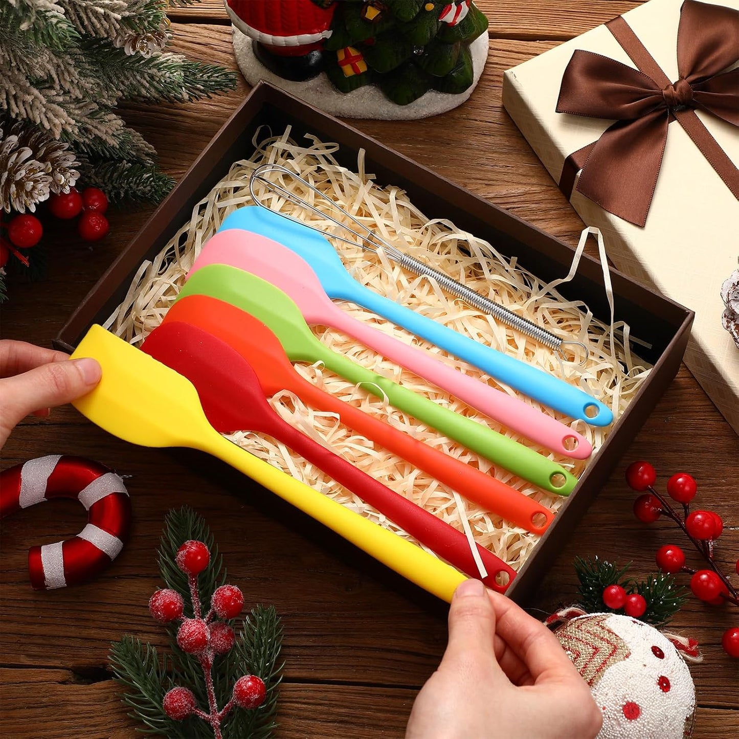 Baderke 24 Set Small Wire Whisk and Silicone Spatula Set Bulk for Cooking 7 Inch Mini Whisks Spatula Non Stick Flexible Kitchen Baking Tool Cookware for Cooking Party Favors Gift Supplies