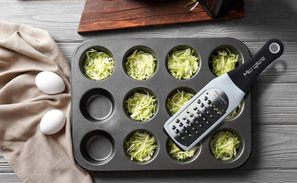 Microplane Artisan Series Cheese Grater and Zester (Extra Coarse, White)