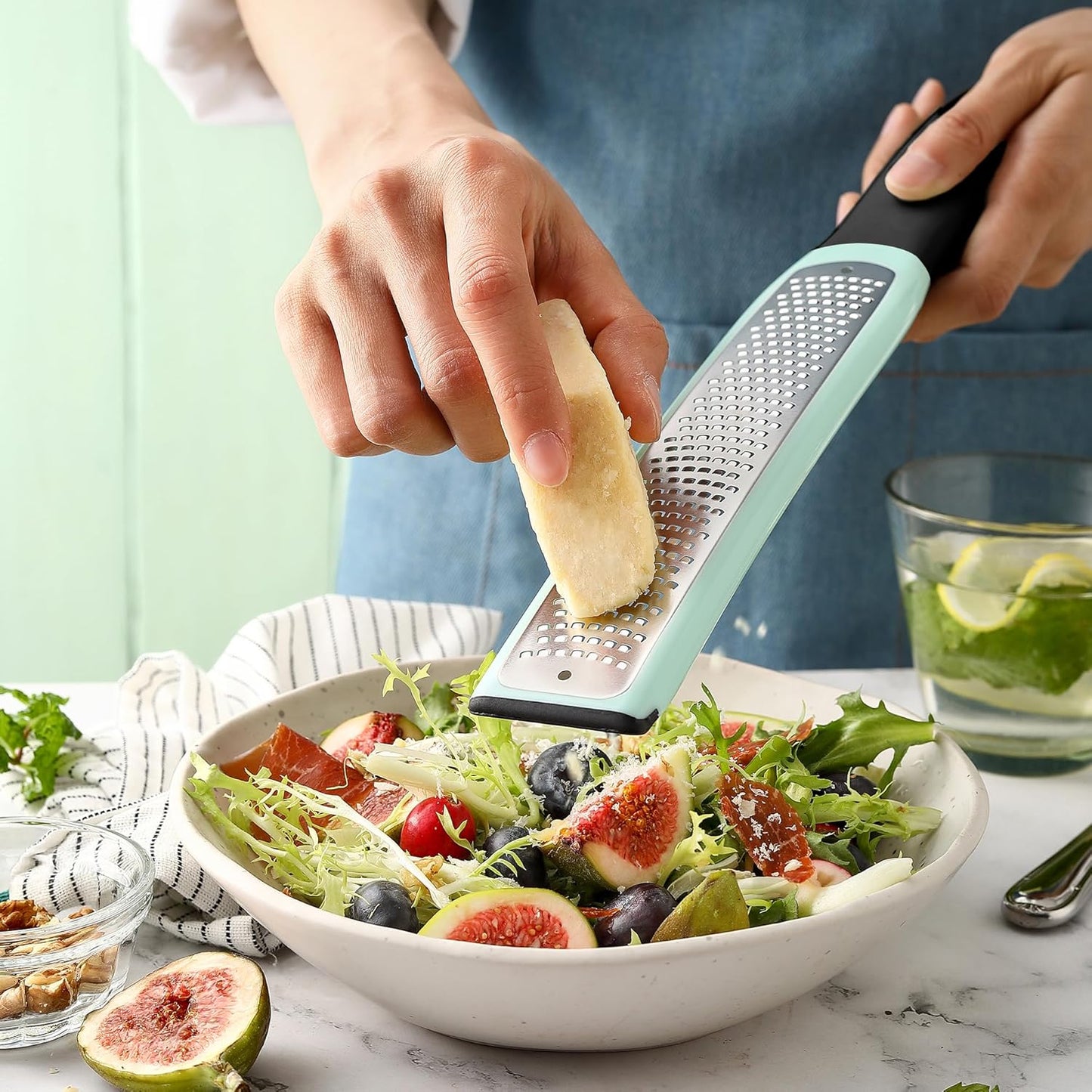Spring Chef Premium Lemon Zester Grater with Handle - Fruits, Garlic, Chocolate, Nutmeg, Ginger Grater - Heavy Duty Kitchen Tool - Stainless Steel Citrus Zester with Blade Cover - Fine Shred, Black