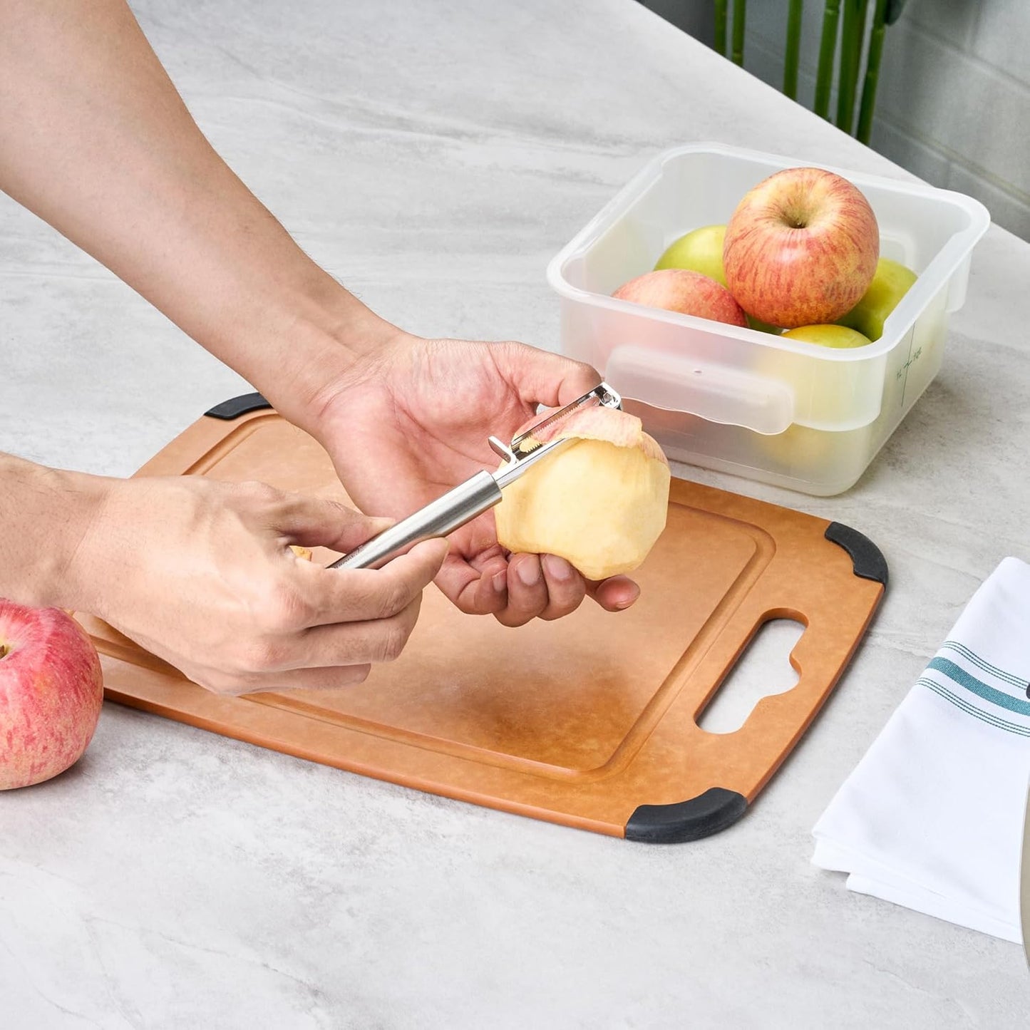 Restaurantware-German Standard 7.4 Inch Potato Peeler With Potato Eye Remover, 1 Swivel Vegetable Peeler - Sharp Blade, Ergonomic Handle, Stainless Steel, Dishwashable, For Carrot, Or, More