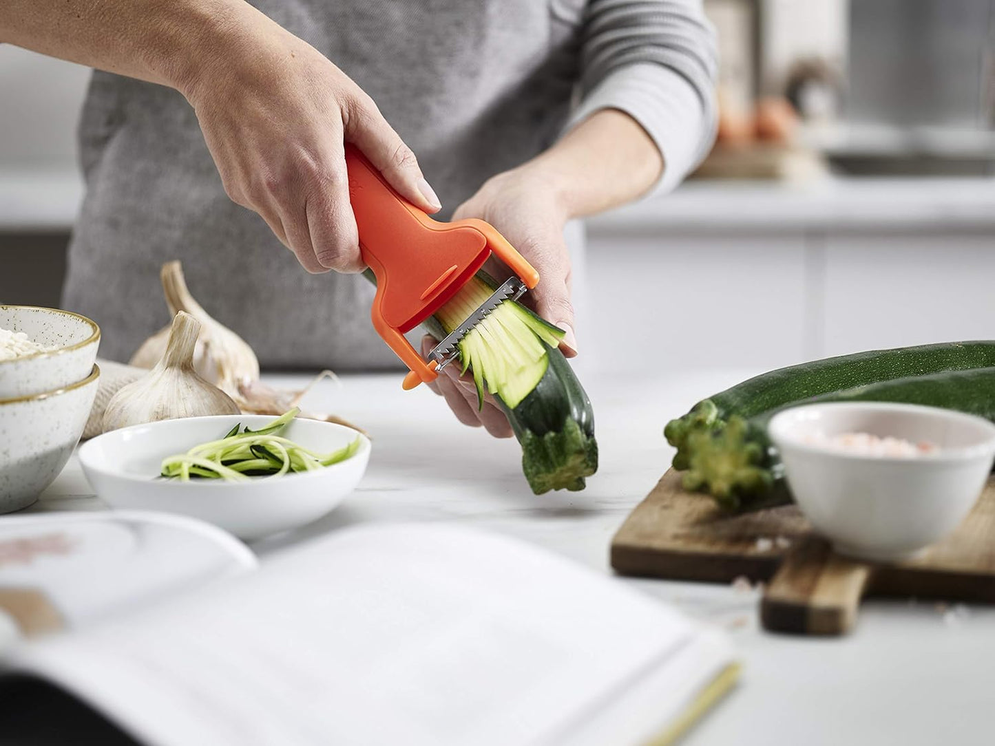 Joseph Joseph Multi-Peel Y-shaped Peeler Easy Grip Handles Stainless Steel Blade for Kitchen Vegetable Fruit, Light Green