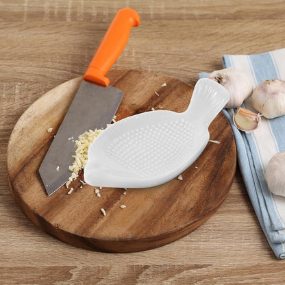 Kichvoe Ceramic Ginger Grater Plate 4.72 Inch Garlic Grinder Kitchen Tool for Shredding Ginger Garlic Vegetables Cheese Lightweight and Compact