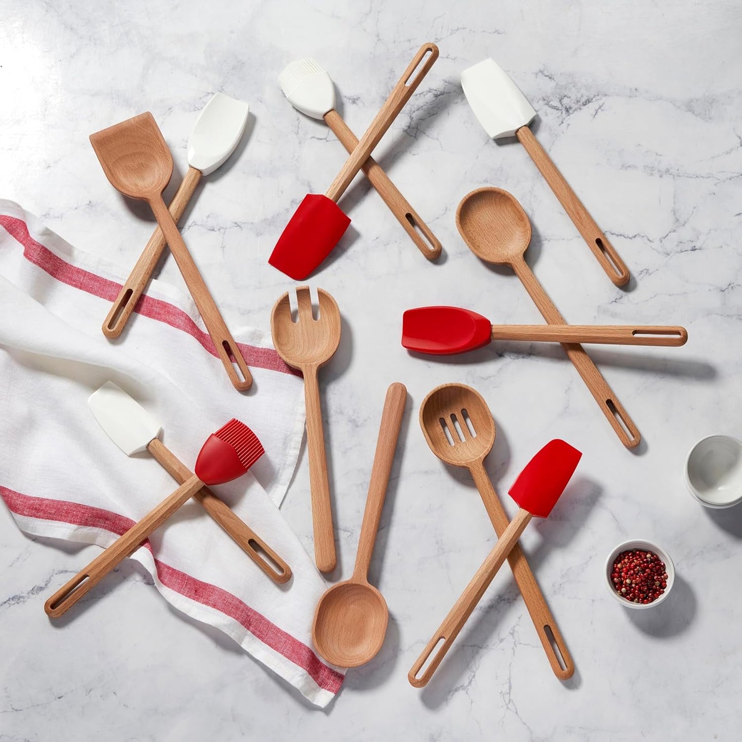 Le Creuset Signature Silicone Basting Brush, White