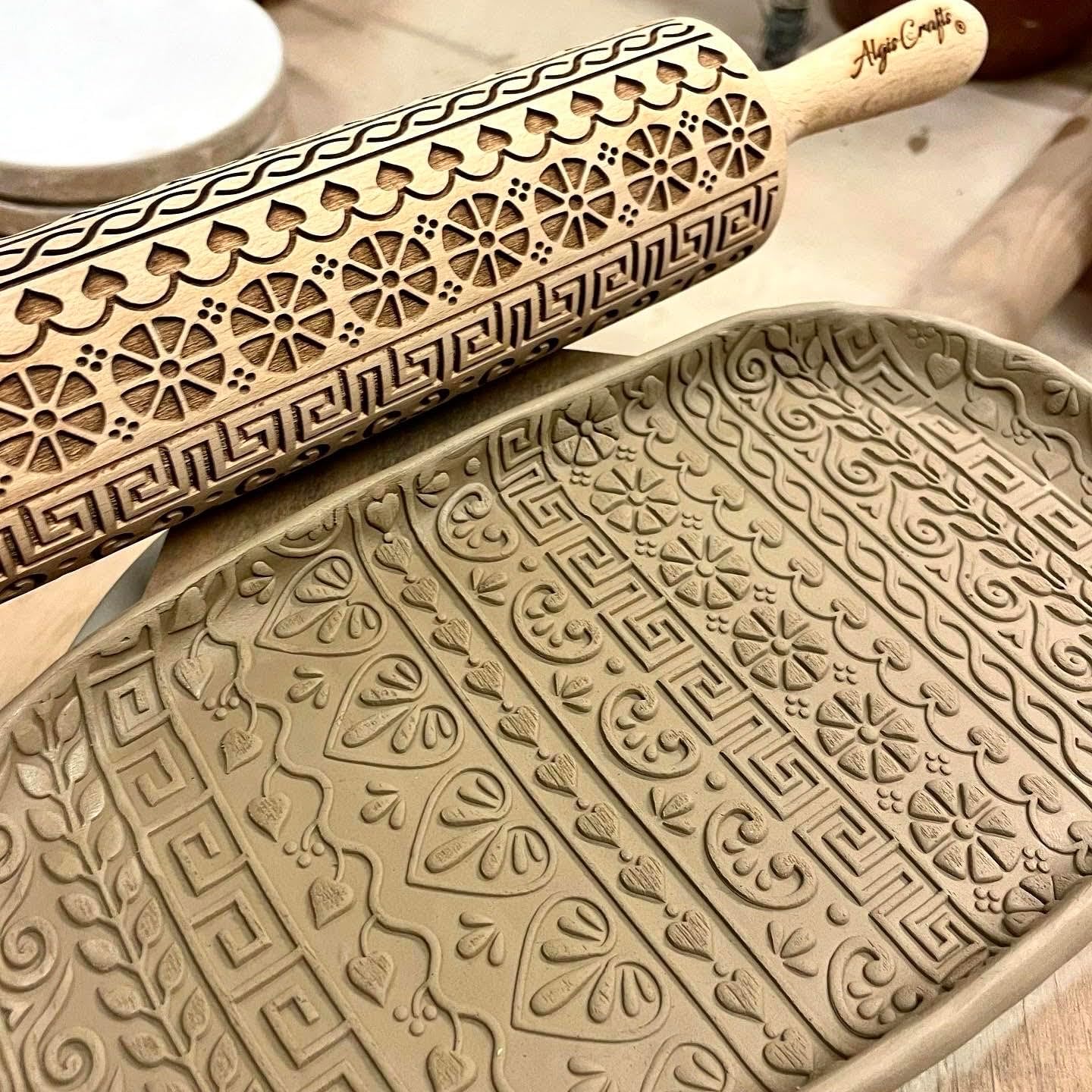 BEEHIVE Embossing Rolling Pin with Pattern. Laser Engraved Embossing Dough Roller for Homemade Cookies and Pottery by Algis Crafts