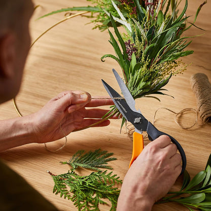 Fiskars Pruning Shears for Gardening, Multipurpose 8" Garden Shears with Sheath and SoftGrip Handle, Great for cutting Nursery Pots, Bags, and Wire