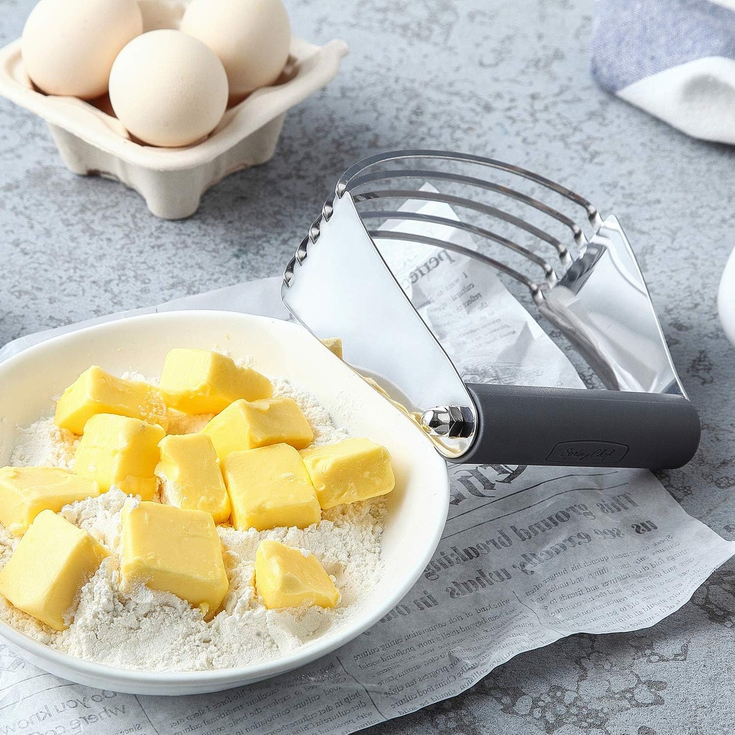 Spring Chef - Dough Blender and Pastry Cutter, Stainless Steel Nut, Pie, Pastry and Dough Cutter and Scraper, Multipurpose Baking Tools with Soft Grip Handles, Gray