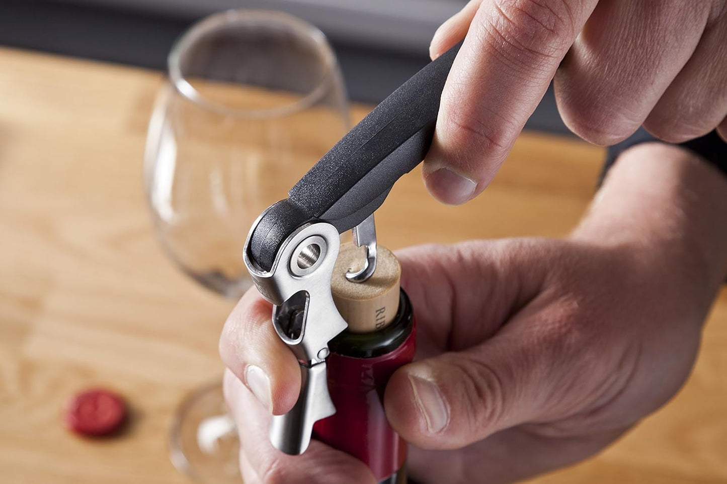 Vacu Vin Winged Corkscrew – Classic Two-Arm Wine Opener with Built-In Bottle Opener – Easy Cork Removal – Durable, Ergonomic Wine Bottle Opener – Ideal for Home, Kitchen & Bar Use