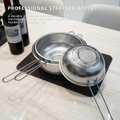 Metal Fine Mesh Strainer and Colander for Kitchen with Handle, Stainless Steel Pasta Strainer/Kitchen Funnel/Collander/Sifter for Strain/Wash Vegetables, Fruits, Spaghetti, Rice (7.8＂)