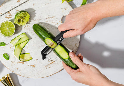 Dreamfarm Sharple Self-Sharpening Vegetable & Food Vertical Speed-Peeler - Red