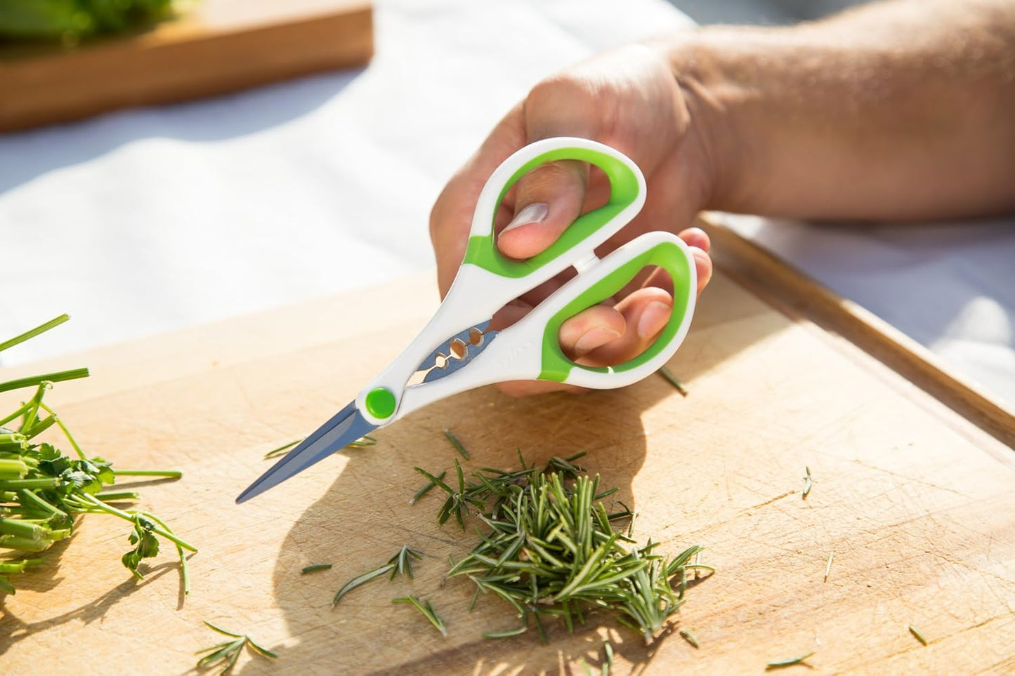 Zyliss Heavy Duty Home & Kitchen Herb Shears Scissors with Innovative Stem Stripper, Versatile Kitchen Shears for Trimming Weeds, Flower Buds & More - White/Green - 8.5 x 4.2 x 0.4 inches