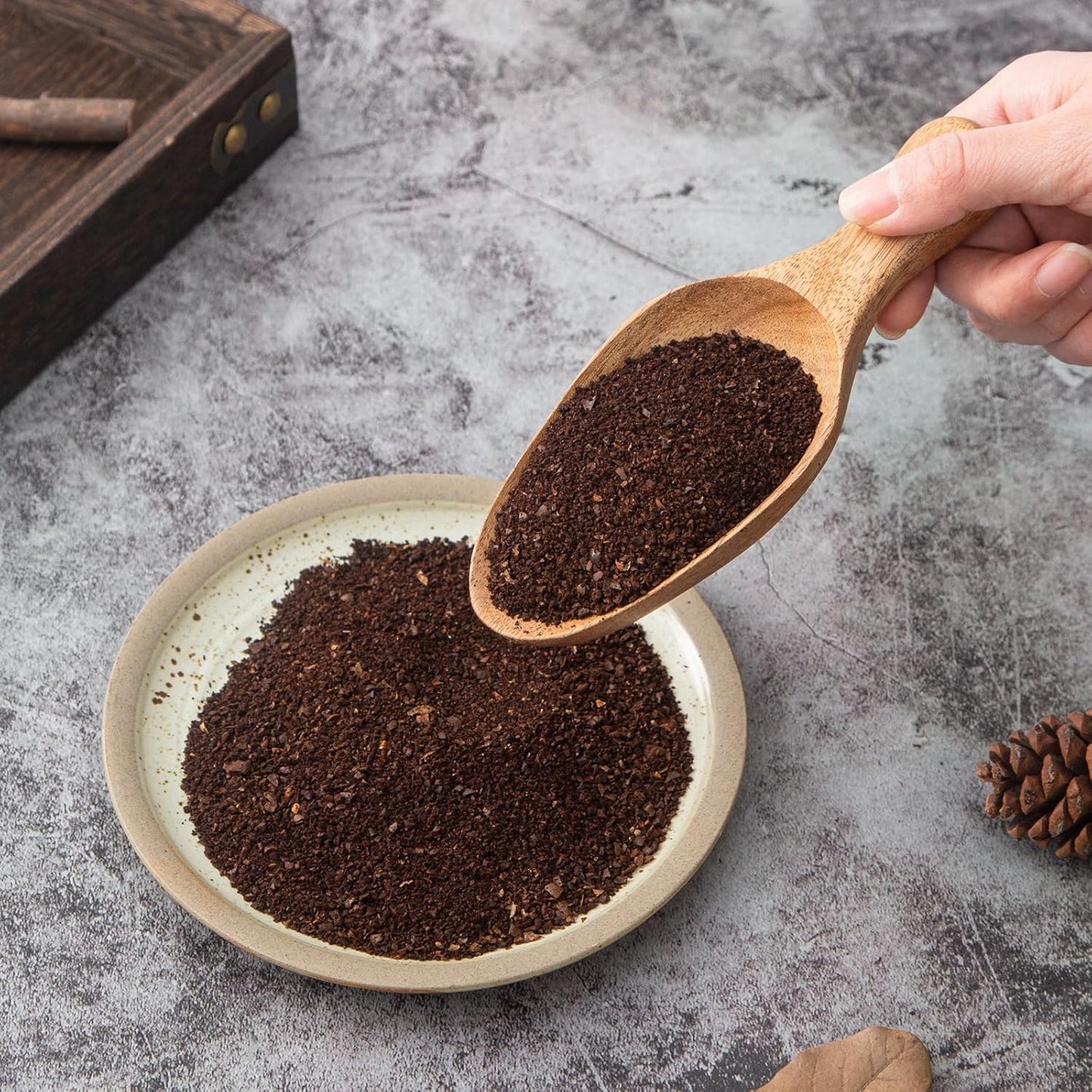 Big Wooden Scoop Shovel, Large Coffee Scoops for Ground coffee, 2PCS Acacia Wood Bean Salt Spoons, Wooden Scoops for Jars Canisters, Kitchen Scoops for Flour Laundry Scoop Multi-purpose
