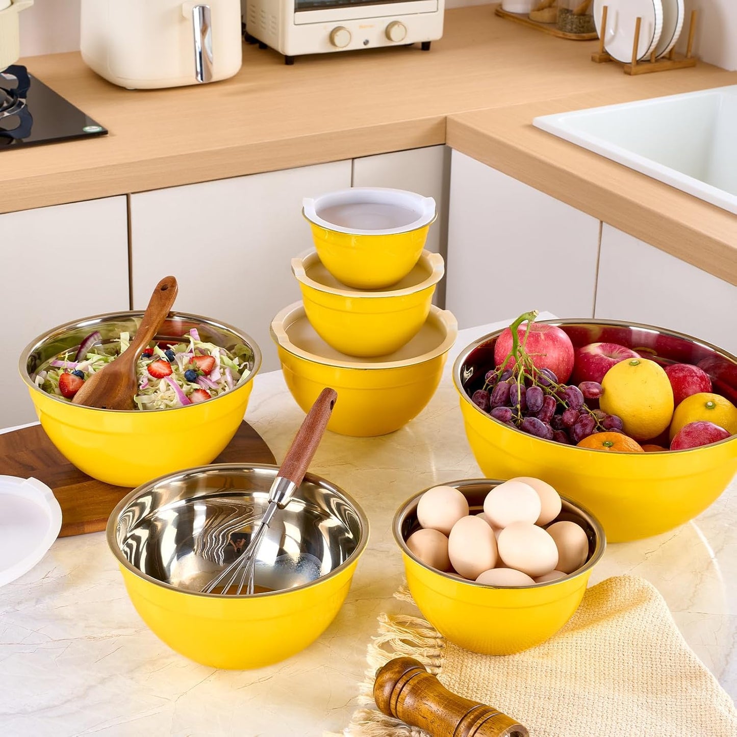 Red Mixing Bowls with Lids Set of 7, Stainless Steel Nesting Bowl with Khaki Lid for Non-slip Mixing Prepping Storing Serving, 7 Sizes-7/3.6/2.7/2.1/1.5/1/0.8 QT
