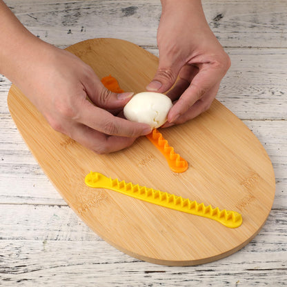 2pcs Fancy Cut Eggs Cutters, 2 Shapes Cooked Eggs Cutter for Boiled Eggs, Multifunctional Egg Decorator Cutter Fruit Slicer Kitchen Tool for Making Cute Children's Bento