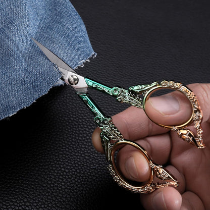 YOUGUOM Sewing Embroidery Scissors, Small Thread Scissor for Craft Artwork Needlework Yarn Knitting Detail Snips, Black Cute Bird Shears