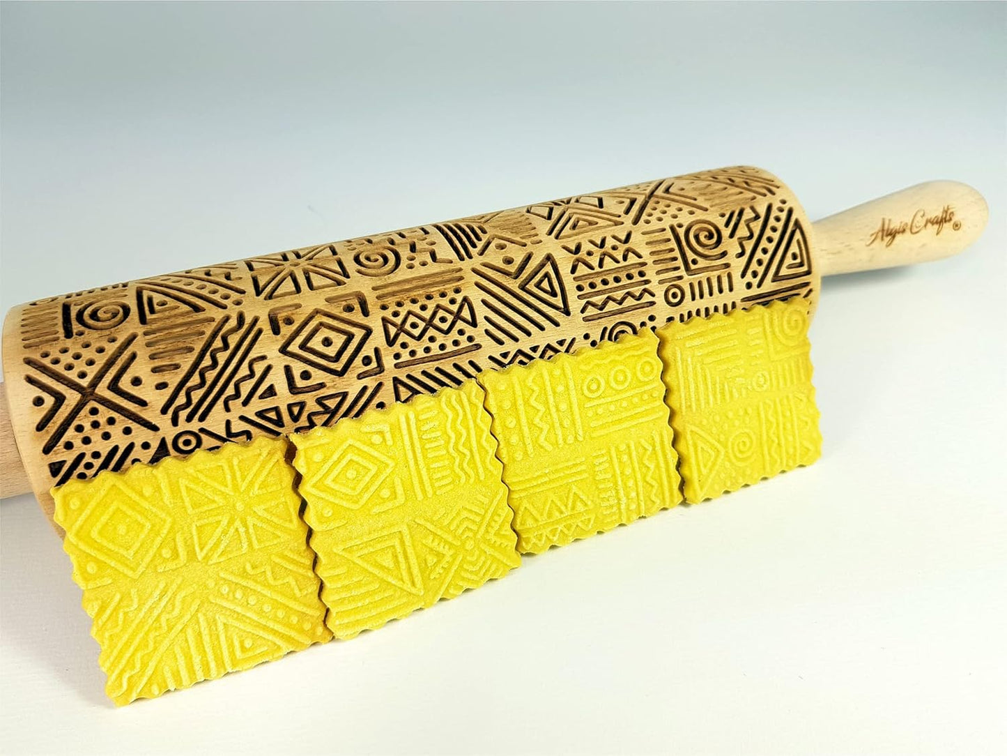 HEARTS EMBOSSING ROLLING PIN WOODEN ROLLING PIN for EMBOSSED COOKIES with LOVE HEARTS